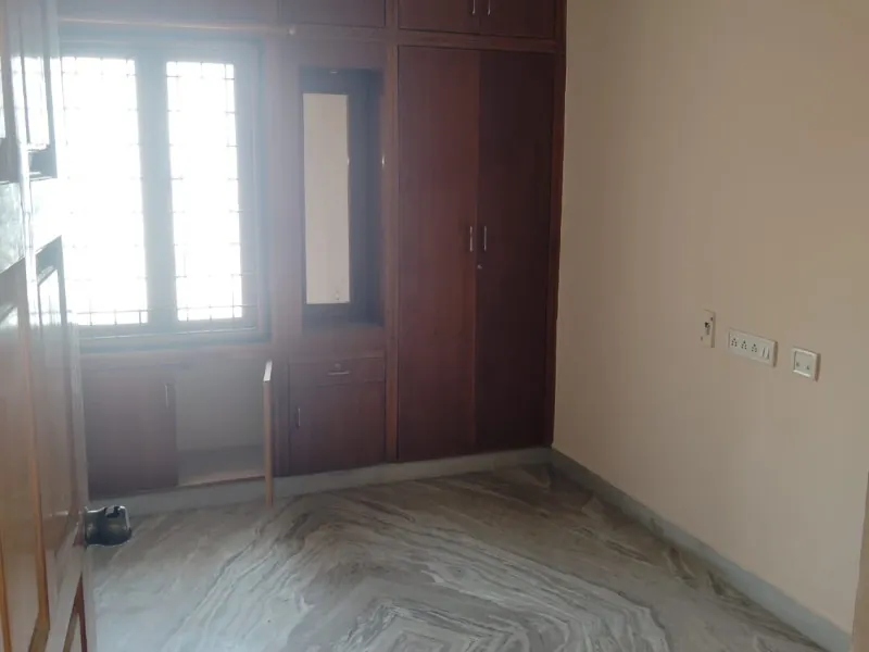 4 BHK Flat for Sale in Srinivasa Nagar, Velachery, Chennai