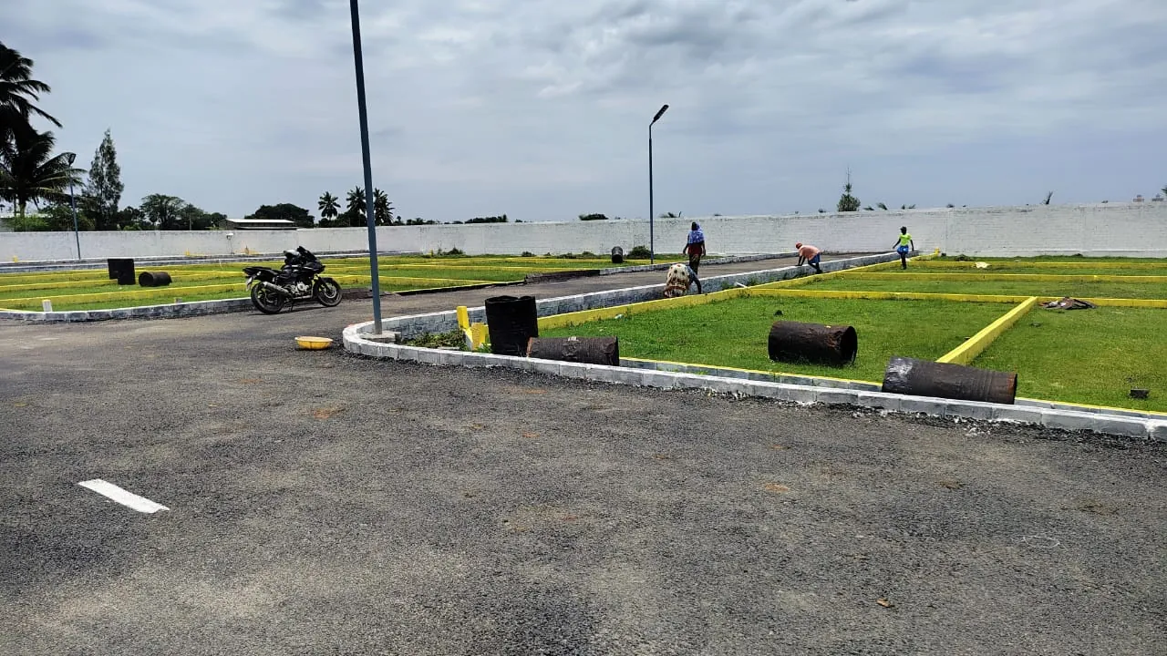 788 Sqft Land for Sale in Padapai, Vadakkupattu R.F.